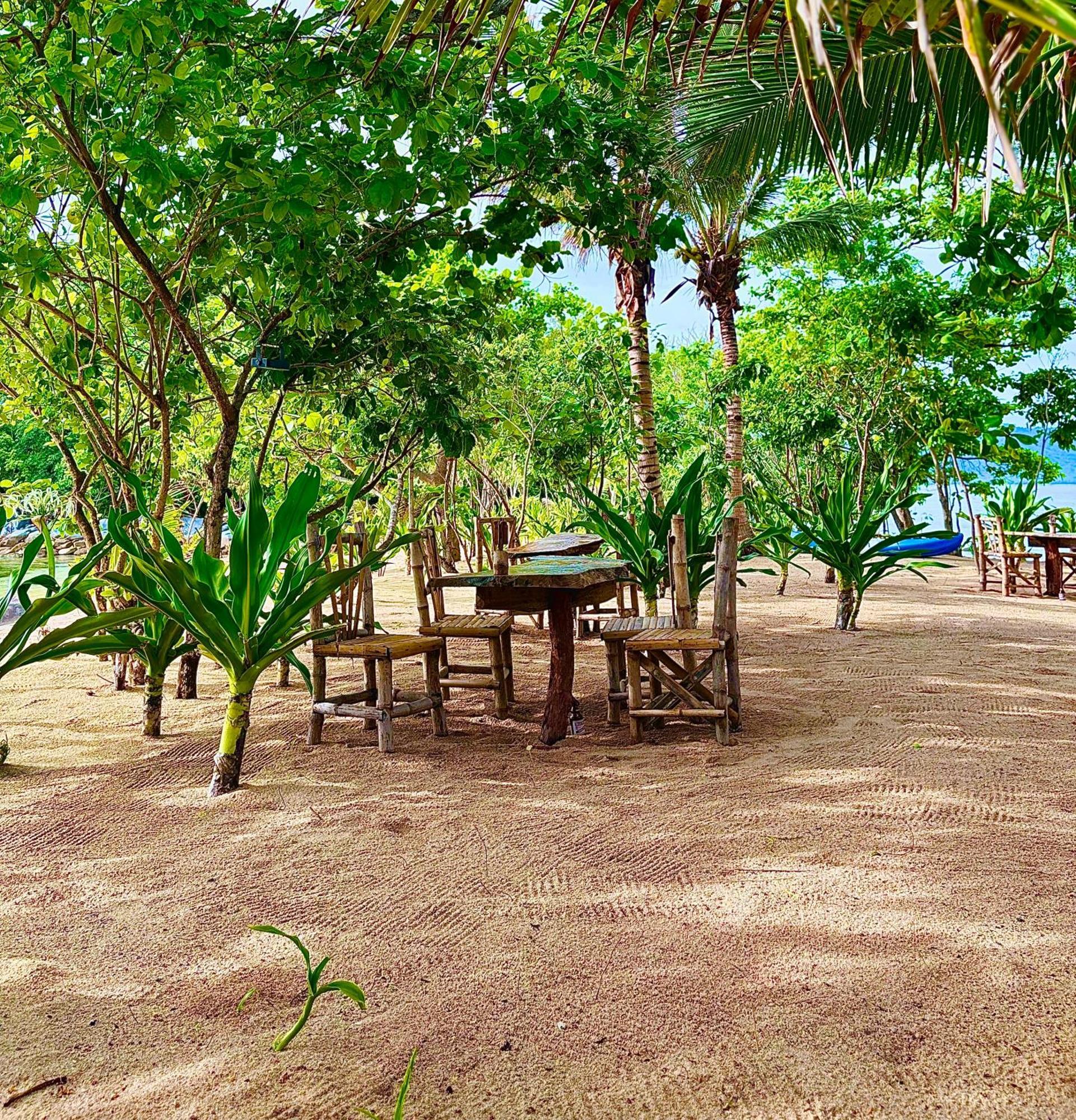 Dosplaya Ecocamp Hotel El Nido Exterior photo